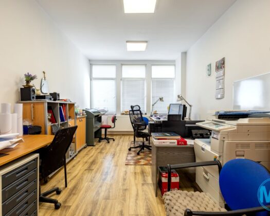 Lokal mieszkalno-biurowy, 125 m² – Stalowa Wola, Jana Pawła II 25